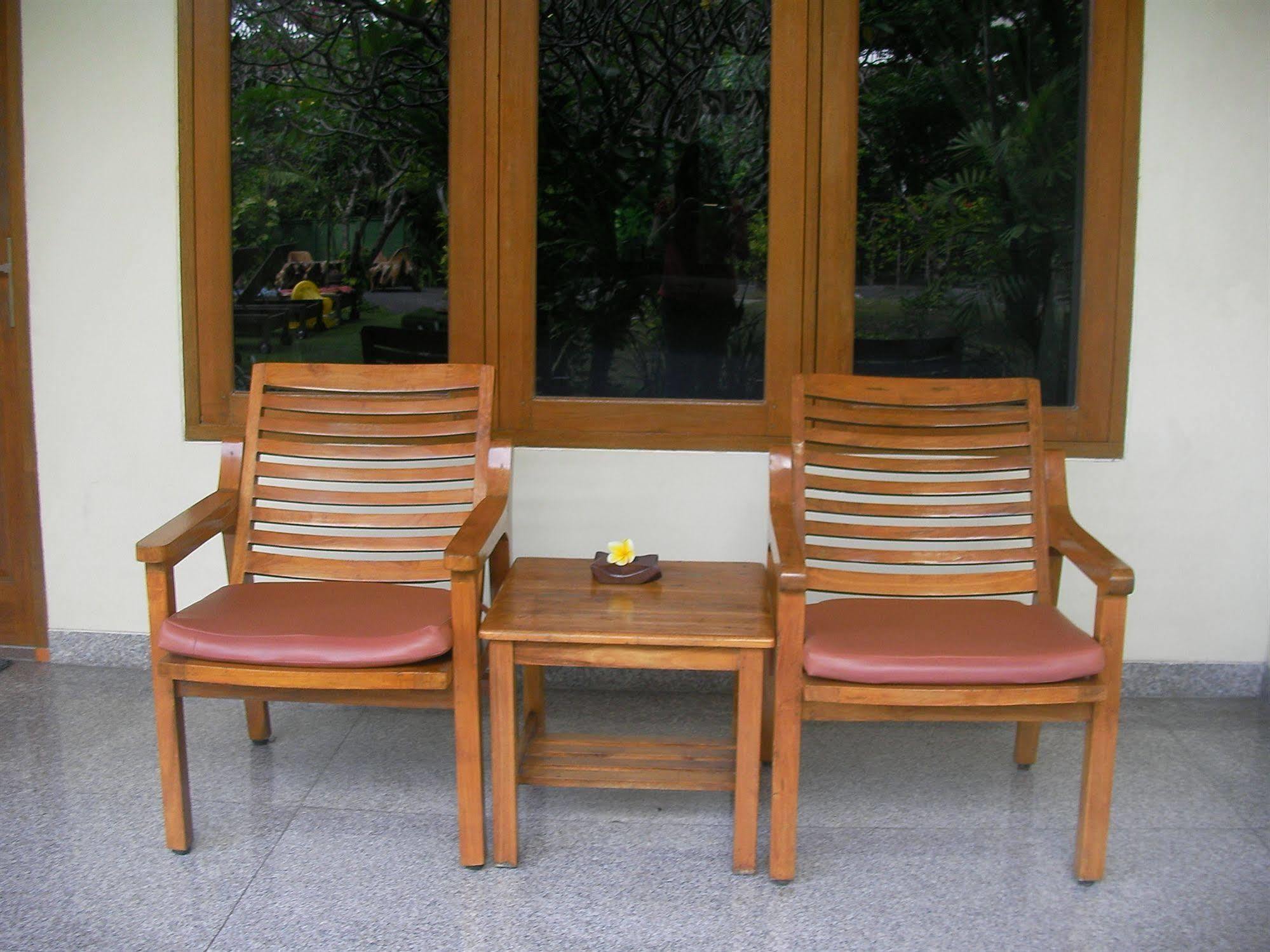 Febri's & 3* Kuta (Bali)
